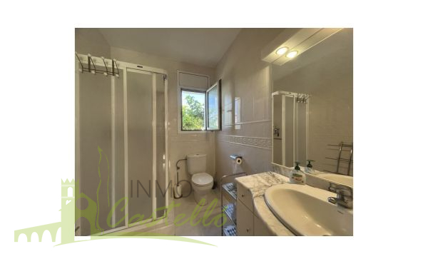 Baño completo con ducha