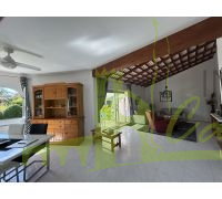 Salon comedor con cocina integrada