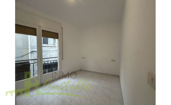 Dormitorio doble con armarios empotrados