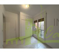 Dormitorio doble con armarios empotrados